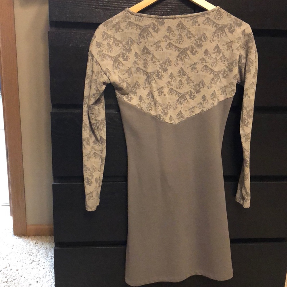 Long sleeve sweatshirt dress